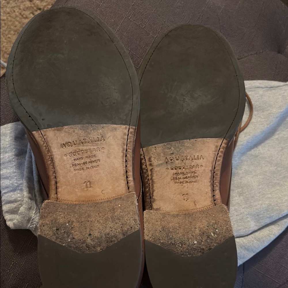 Aquatalia Brown Leather Oxfords with Classic Design - Picture 2 of 2